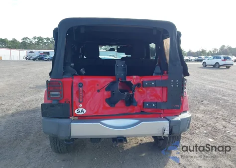 2015 Jeep Wrangler Unlimited Sahara из США, поврежденный, VIN 1C4BJWEG0FL547551